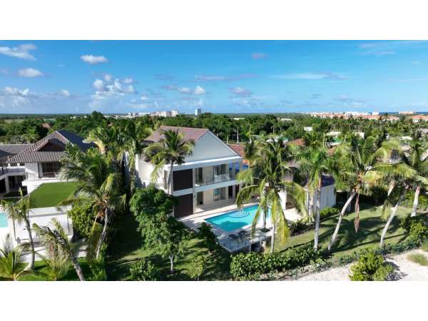 Enchanting Las Palmas Villa In Punta Espada Cap