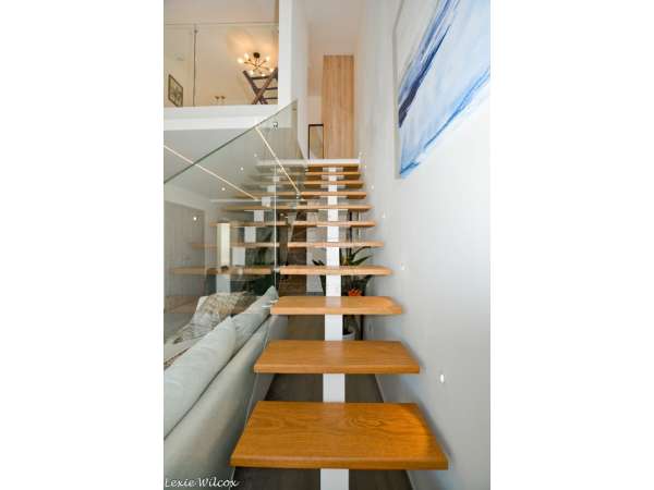 3 Bedroom Condo Close To Everywhere