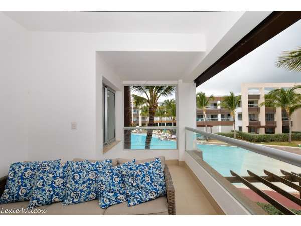 Gorgeous Ocean View 3 Bedroom Condo