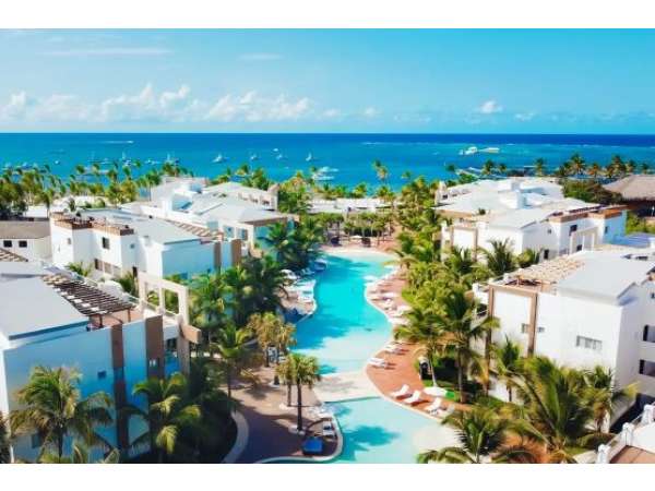 2 Bedroom Condo In Beach Front Condo Community