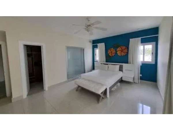 2 Bedroom Condo In Beach Front Condo Community