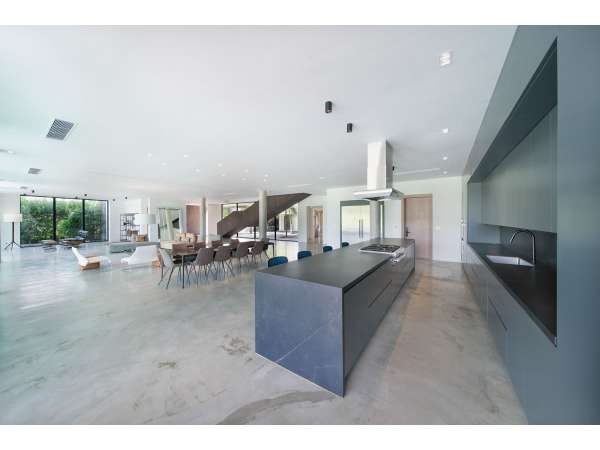 Elegant Golf View Residence In El Valle -