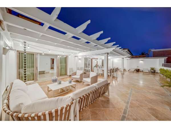 Oceanfront Condo In Los Fundadores Cap Cana €“