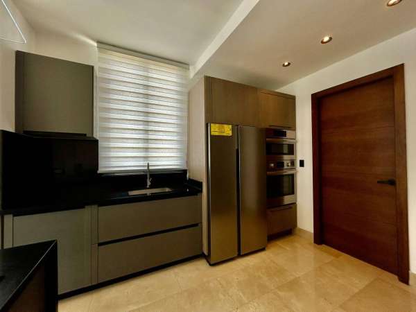 3-br Apartment For Sale In Piantini Santo Domingo