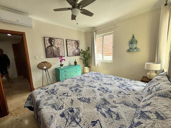 Beachfront 2-bedroom Condo