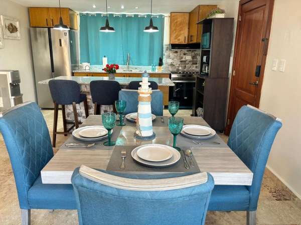 Beachfront 2-bedroom Condo