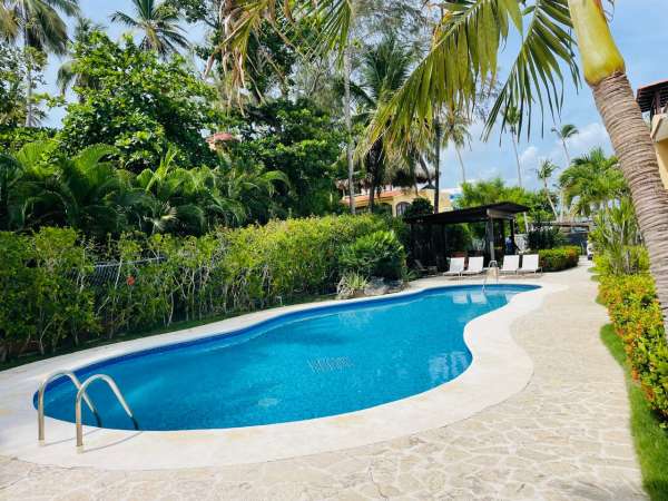 Life’s Better At The Top €“ Penthouse Steps To