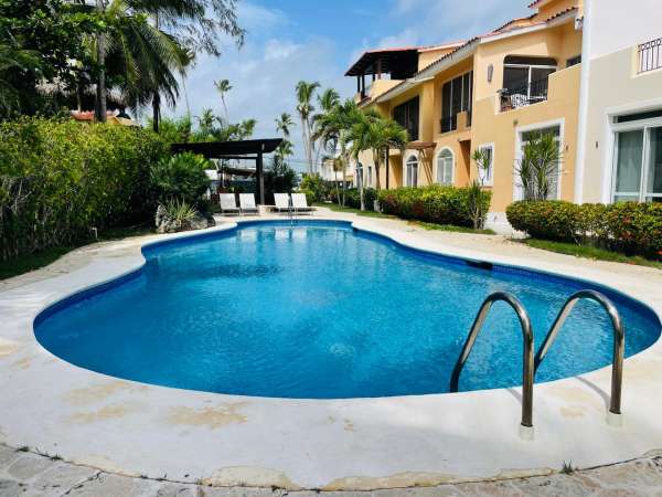 Life’s Better At The Top €“ Penthouse Steps To