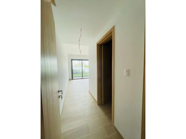 Modern Ground-floor Condo With Direct Pool Access