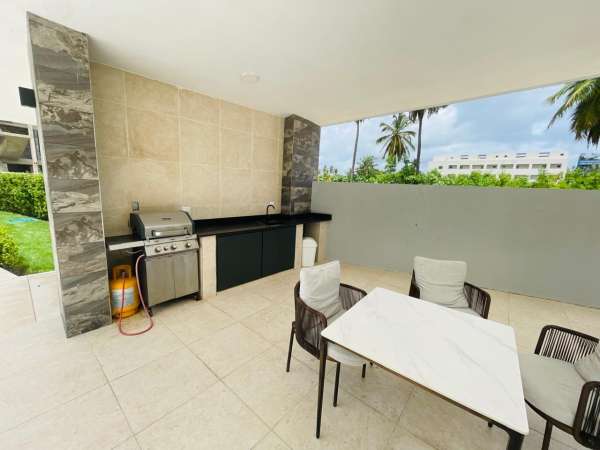 Lavishly Decorated 1 Bed 2 Bath Penthouse With