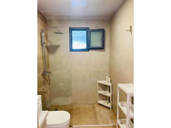 Lavishly Decorated 1 Bed 2 Bath Penthouse With