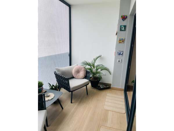 Lavishly Decorated 1 Bed 2 Bath Penthouse With