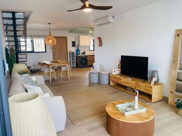 Lavishly Decorated 1 Bed 2 Bath Penthouse With