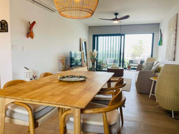 Lavishly Decorated 1 Bed 2 Bath Penthouse With