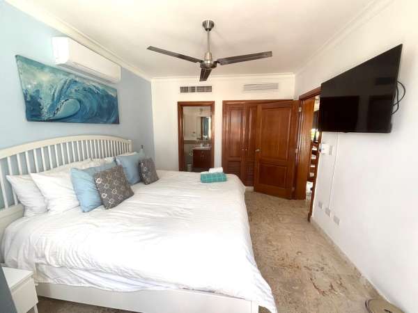 Luxury Penthouse In Playa Turquesa ~ Complete With